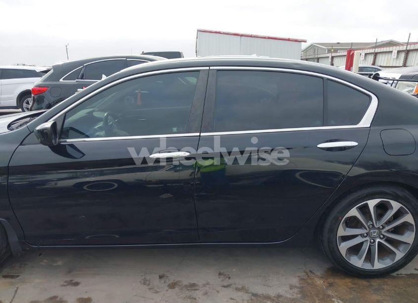 Photo 15 of 2015 Honda Accord SPORT (VIN 1HGCR2F57FA170572)