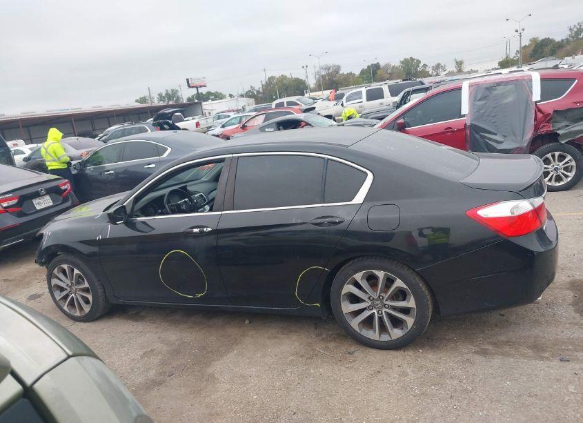 Photo 15 of 2015 Honda Accord SPORT (VIN 1HGCR2F57FA175870)