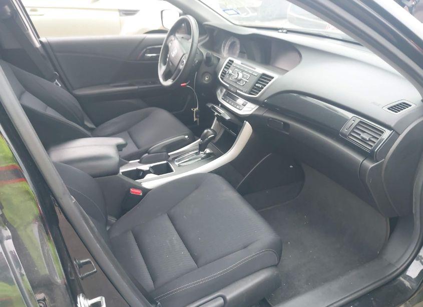 Photo 5 of 2015 Honda Accord SPORT (VIN 1HGCR2F57FA175870)