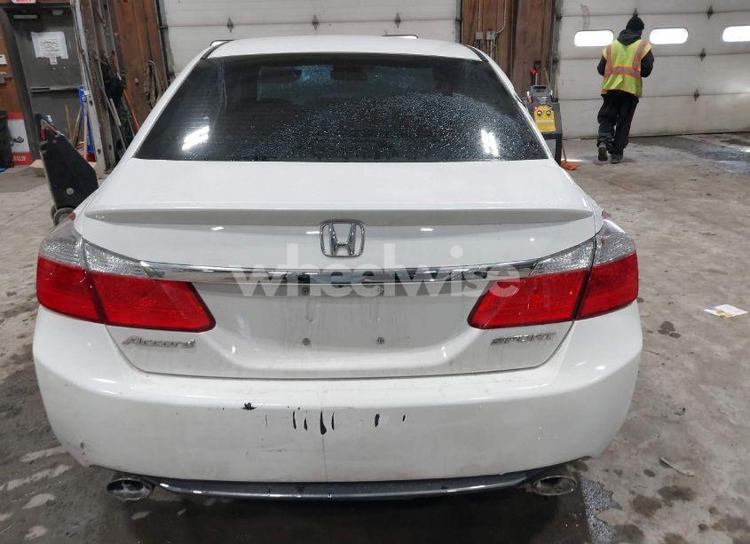 Photo 15 of 2015 Honda Accord SPORT (VIN 1HGCR2F57FA185606)