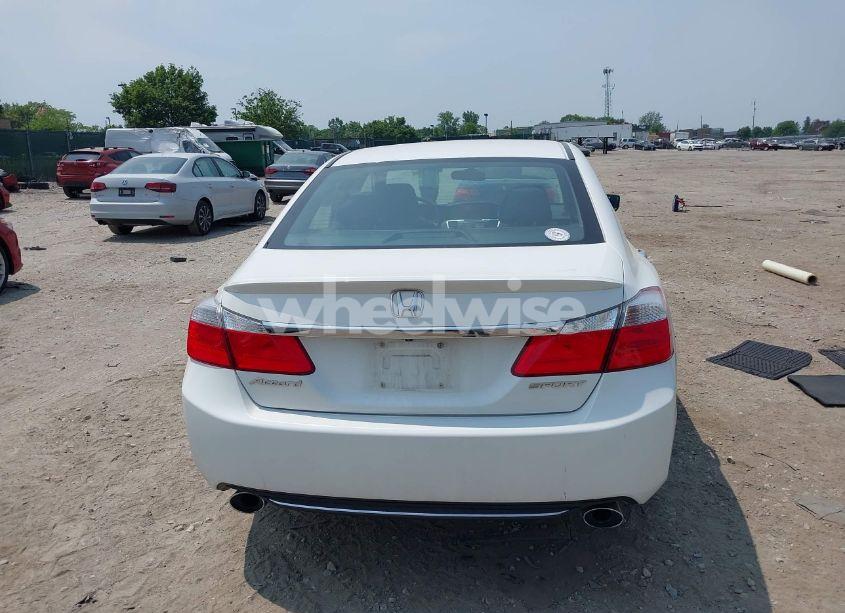 Photo 17 of 2015 Honda Accord SPORT (VIN 1HGCR2F57FA213033)