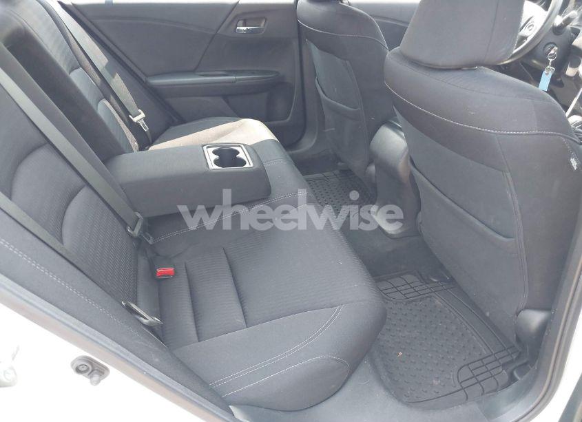 Photo 8 of 2015 Honda Accord SPORT (VIN 1HGCR2F57FA213033)