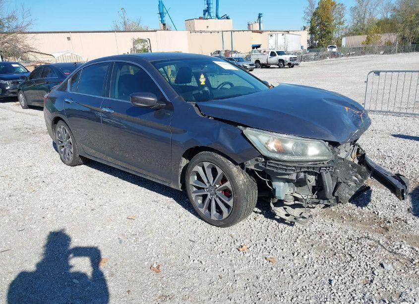 2015 Honda Accord SPORT (VIN 1HGCR2F57FA267397) main photo