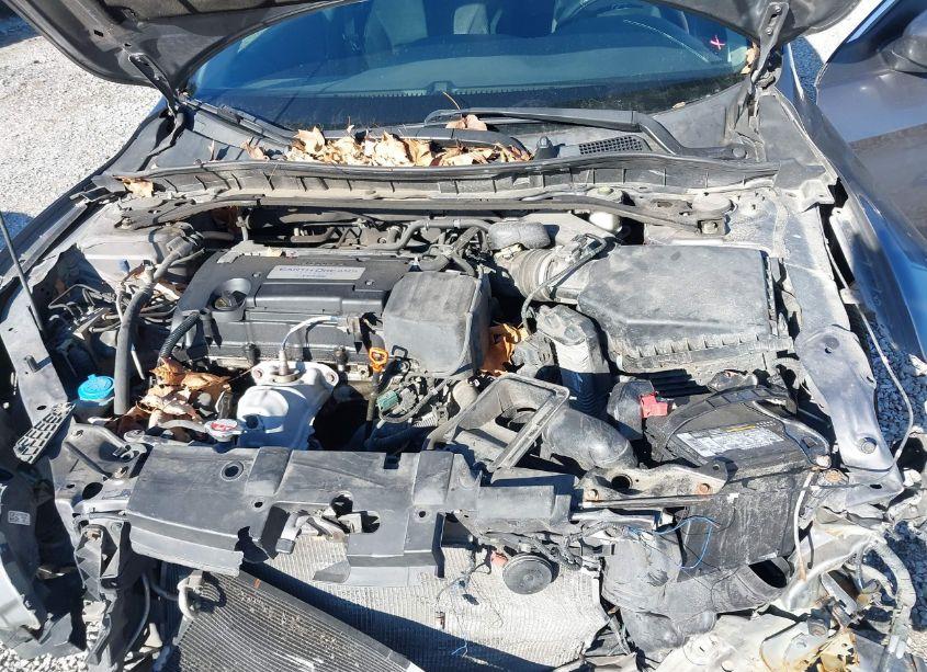 Photo 10 of 2015 Honda Accord SPORT (VIN 1HGCR2F57FA267397)