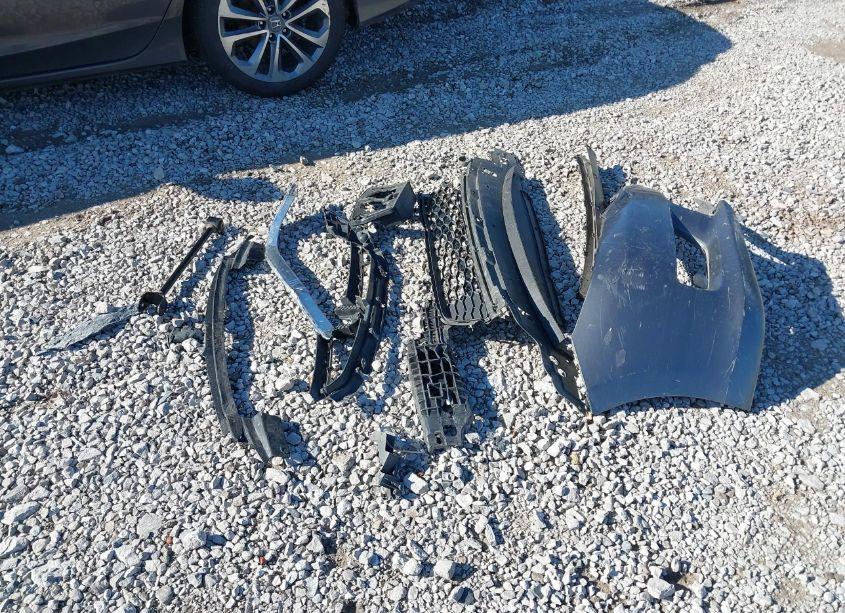 Photo 12 of 2015 Honda Accord SPORT (VIN 1HGCR2F57FA267397)