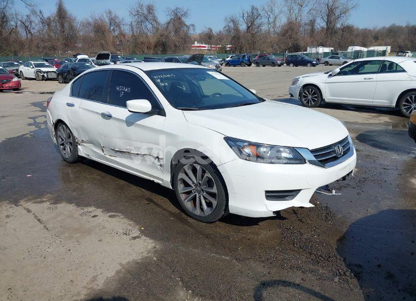 2015 Honda Accord SPORT (VIN 1HGCR2F57FA268064) main photo