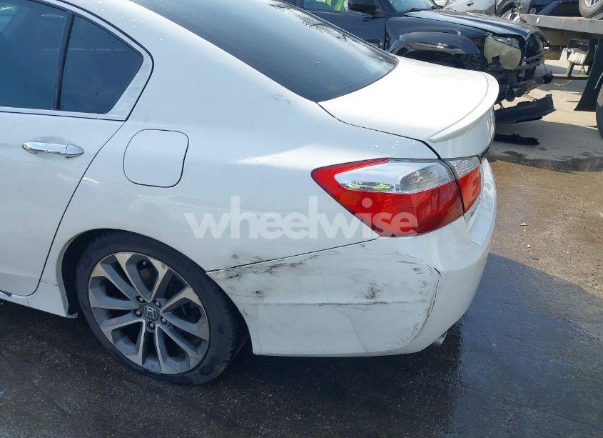 Photo 18 of 2015 Honda Accord SPORT (VIN 1HGCR2F57FA268064)