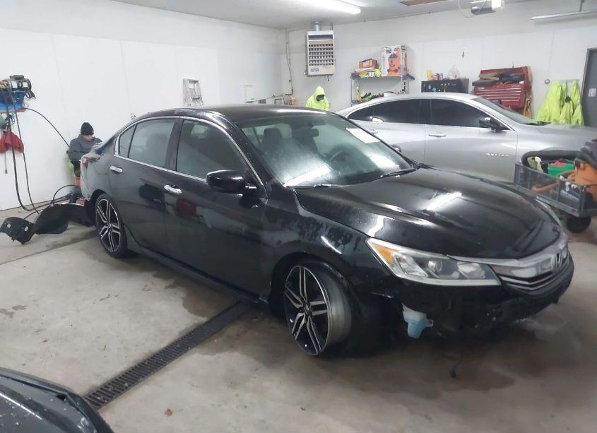 2016 Honda Accord SPORT (VIN 1HGCR2F57GA018325) main photo