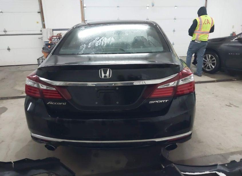 Photo 17 of 2016 Honda Accord SPORT (VIN 1HGCR2F57GA018325)