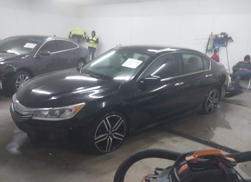 Photo 2 of 2016 Honda Accord SPORT (VIN 1HGCR2F57GA018325)