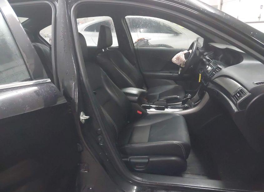 Photo 5 of 2016 Honda Accord SPORT (VIN 1HGCR2F57GA018325)