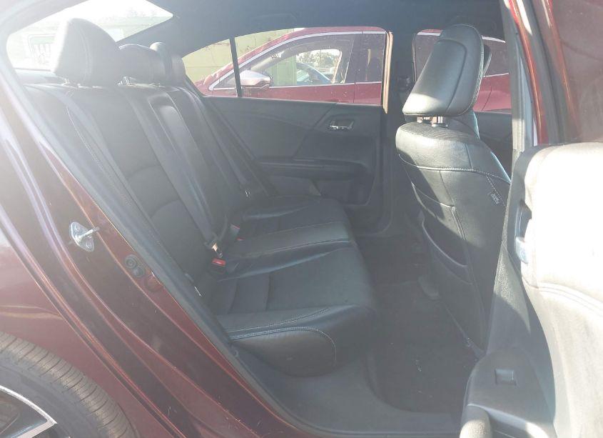 Photo 8 of 2016 Honda Accord SPORT (VIN 1HGCR2F57GA023170)