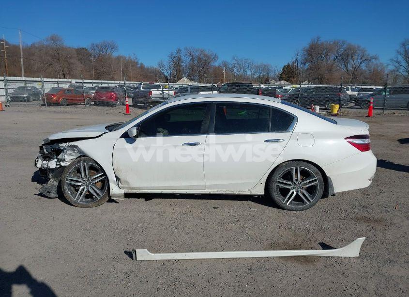 Photo 15 of 2016 Honda Accord SPORT (VIN 1HGCR2F57GA024089)