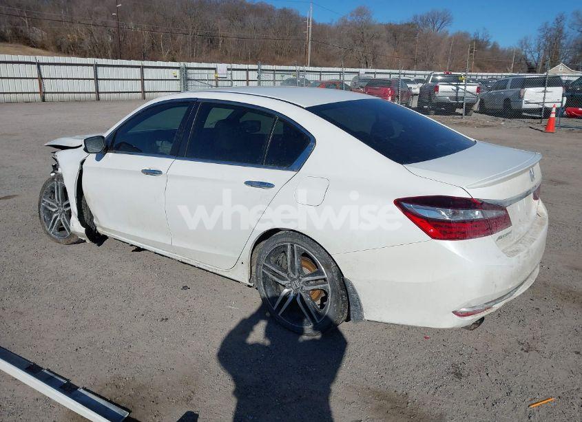 Photo 3 of 2016 Honda Accord SPORT (VIN 1HGCR2F57GA024089)