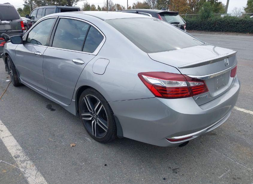 Photo 3 of 2016 Honda Accord SPORT (VIN 1HGCR2F57GA075544)
