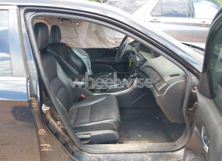 Photo 5 of 2016 Honda Accord SPORT (VIN 1HGCR2F57GA086379)