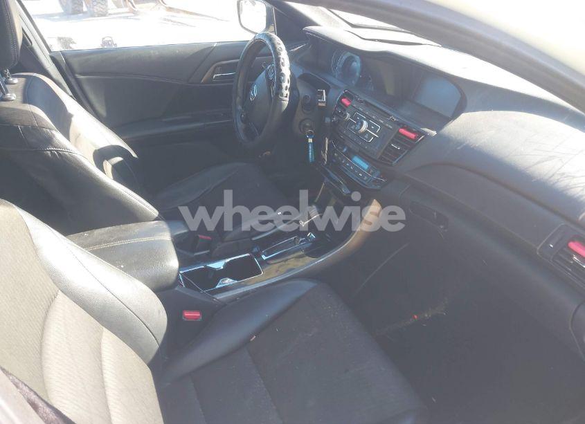 Photo 5 of 2016 Honda Accord SPORT (VIN 1HGCR2F57GA091727)