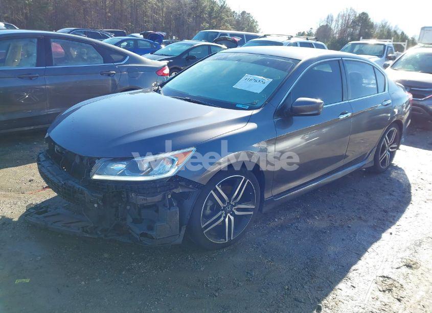 Photo 2 of 2016 Honda Accord SPORT (VIN 1HGCR2F57GA095602)