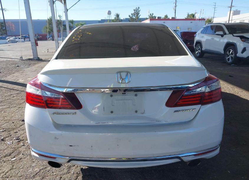 Photo 17 of 2016 Honda Accord SPORT (VIN 1HGCR2F57GA104380)