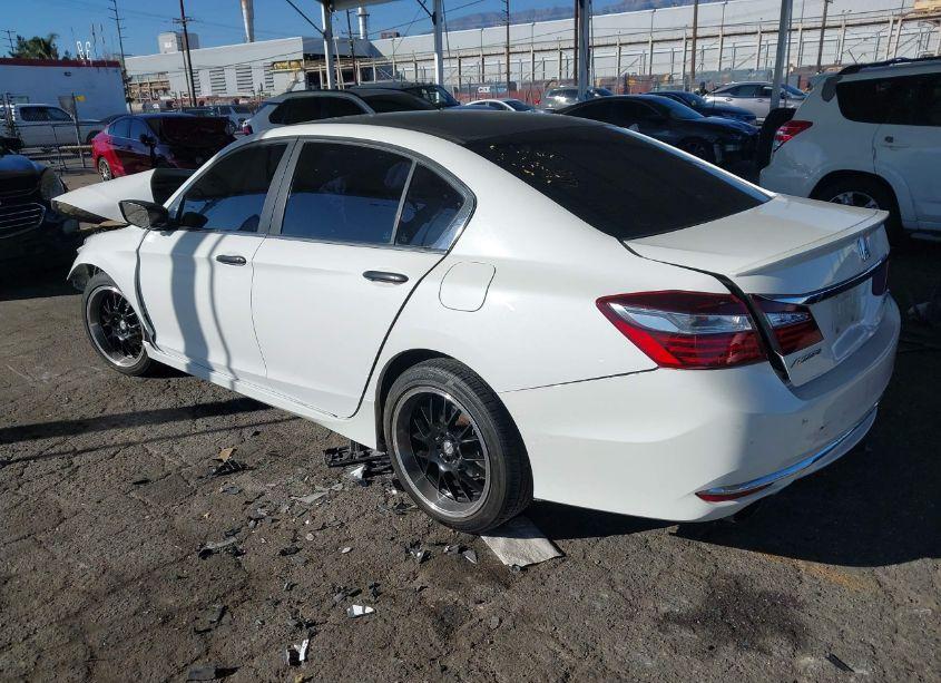 Photo 3 of 2016 Honda Accord SPORT (VIN 1HGCR2F57GA104380)