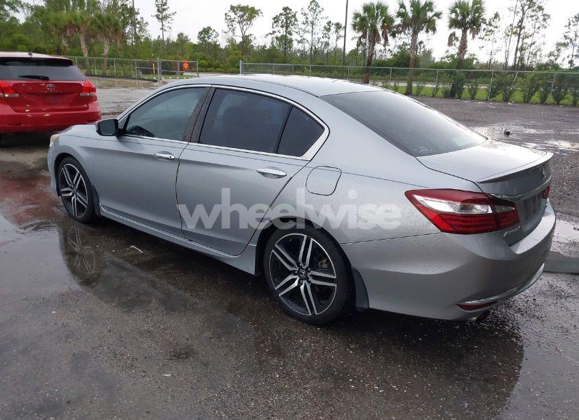 Photo 3 of 2016 Honda Accord SPORT (VIN 1HGCR2F57GA217522)