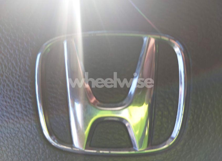 Photo 12 of 2017 Honda Accord SPORT (VIN 1HGCR2F57HA033411)