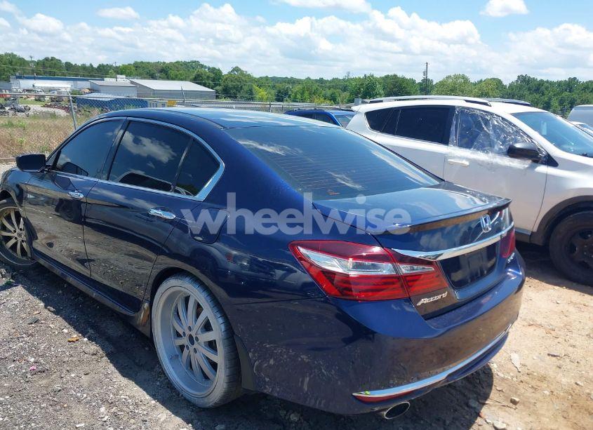 Photo 3 of 2017 Honda Accord SPORT (VIN 1HGCR2F57HA033411)
