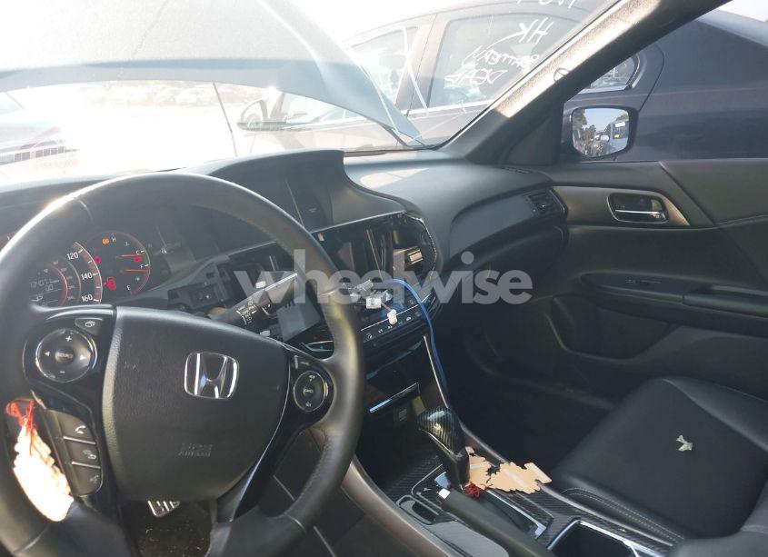 Photo 5 of 2017 Honda Accord SPORT (VIN 1HGCR2F57HA033411)