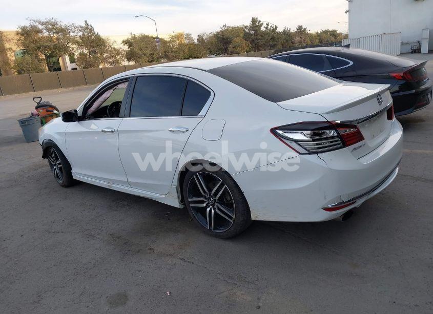 Photo 3 of 2017 Honda Accord SPORT (VIN 1HGCR2F57HA037409)