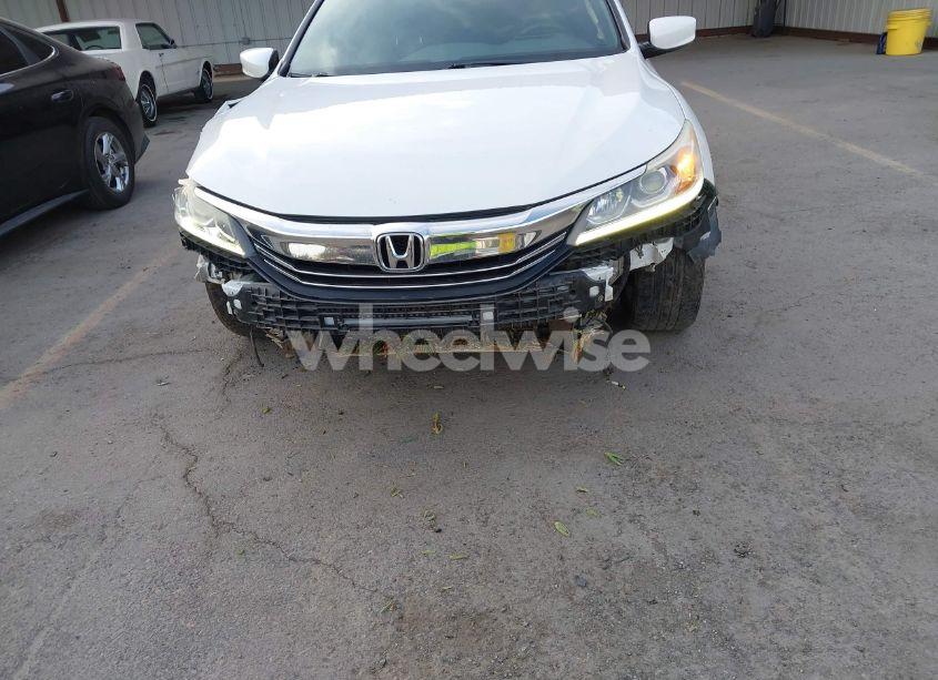 Photo 6 of 2017 Honda Accord SPORT (VIN 1HGCR2F57HA037409)