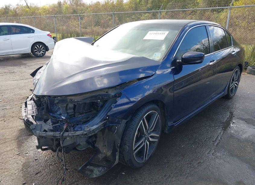 Photo 2 of 2017 Honda Accord SPORT (VIN 1HGCR2F57HA069003)