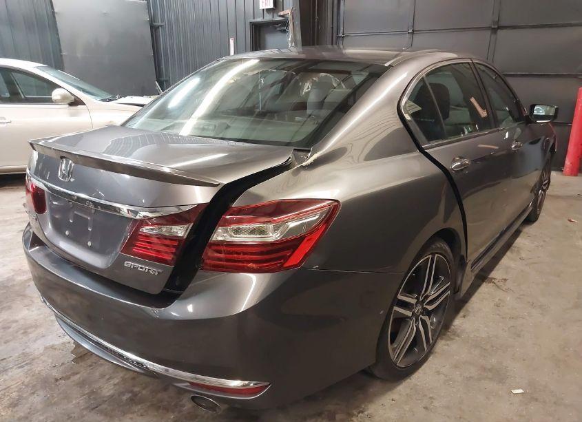Photo 4 of 2017 Honda Accord SPORT (VIN 1HGCR2F57HA122749)