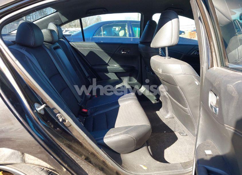 Photo 8 of 2017 Honda Accord SPORT (VIN 1HGCR2F57HA141480)