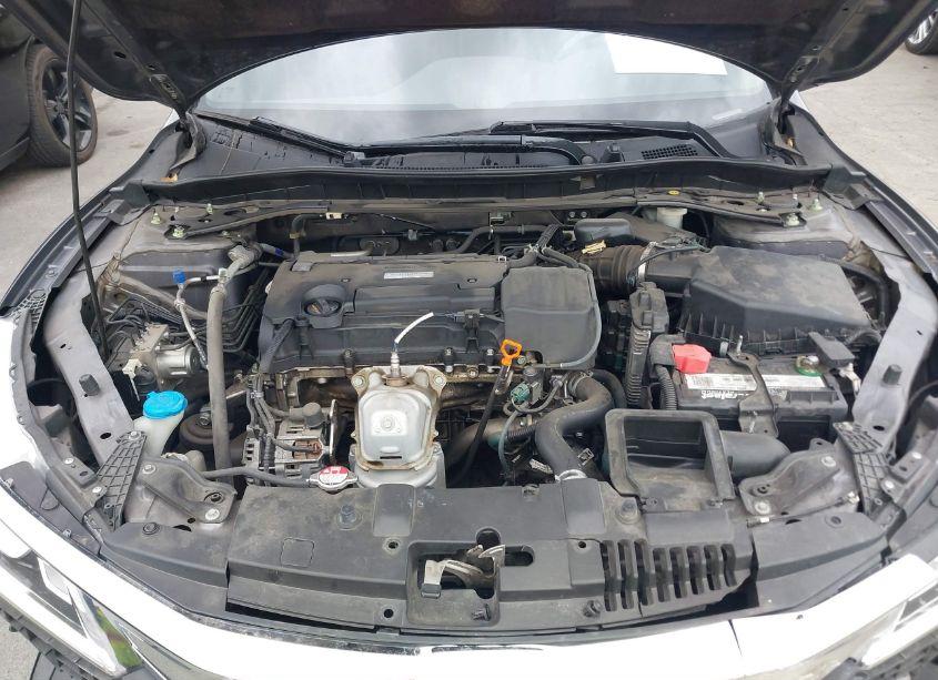 Photo 10 of 2017 Honda Accord SPORT (VIN 1HGCR2F57HA145268)