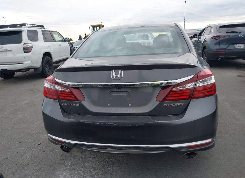 Photo 17 of 2017 Honda Accord SPORT (VIN 1HGCR2F57HA145268)