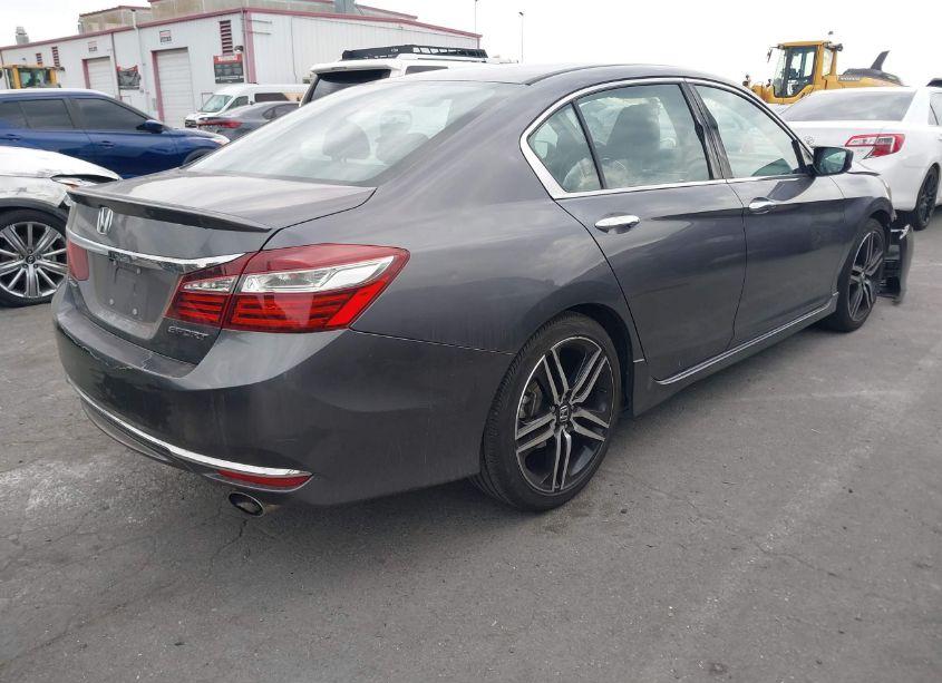 Photo 4 of 2017 Honda Accord SPORT (VIN 1HGCR2F57HA145268)