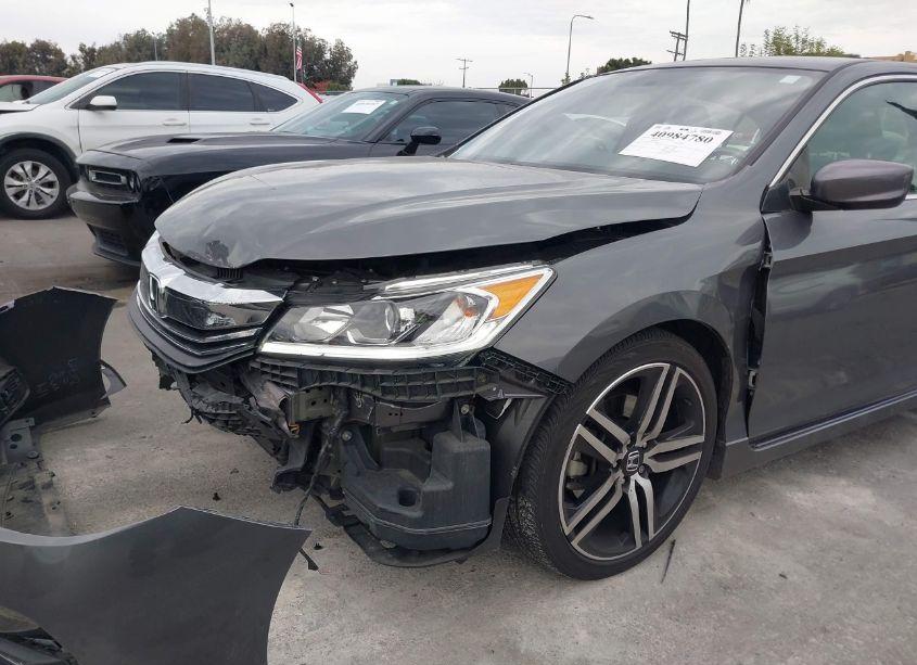 Photo 6 of 2017 Honda Accord SPORT (VIN 1HGCR2F57HA145268)