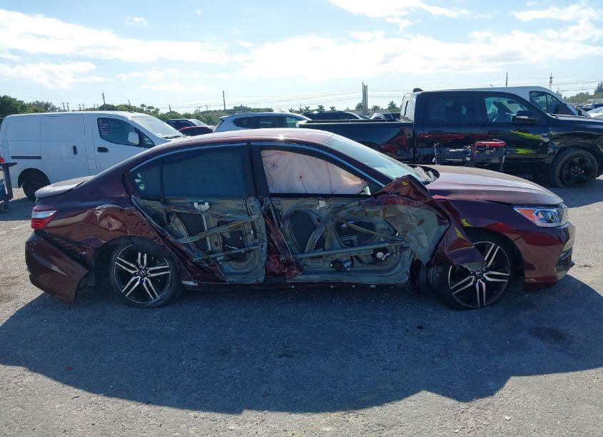 Photo 14 of 2017 Honda Accord SPORT (VIN 1HGCR2F57HA241482)