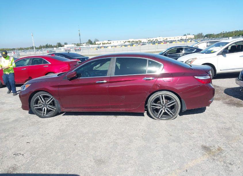 Photo 15 of 2017 Honda Accord SPORT (VIN 1HGCR2F57HA241482)