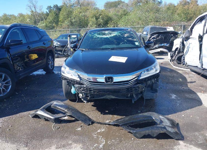 Photo 12 of 2017 Honda Accord SPORT (VIN 1HGCR2F57HA261201)