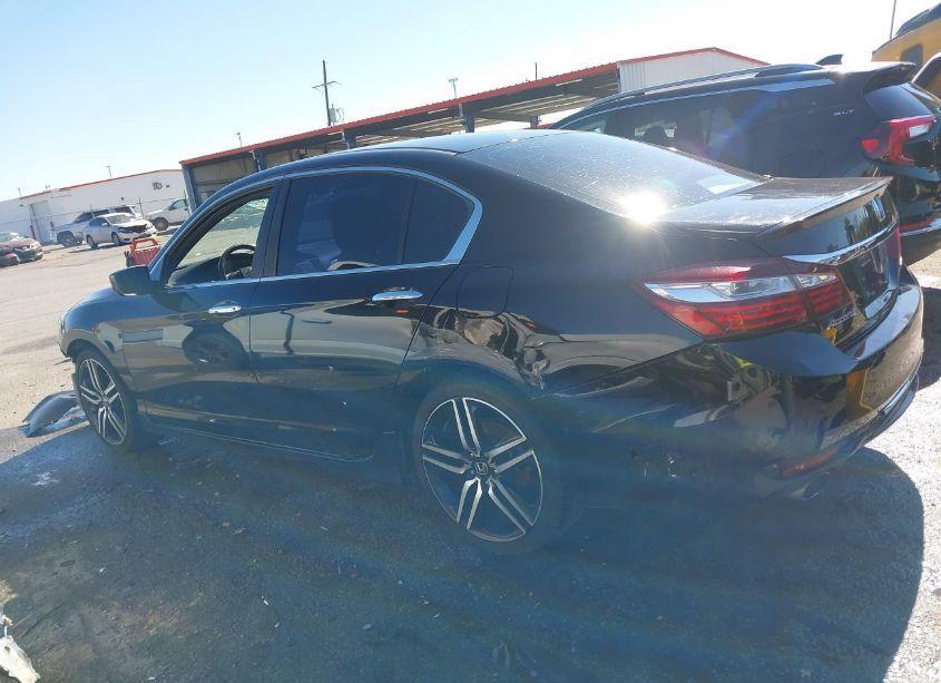 Photo 14 of 2017 Honda Accord SPORT (VIN 1HGCR2F57HA261201)