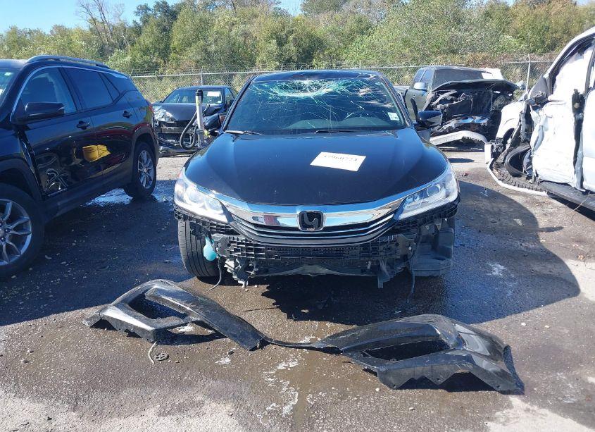 Photo 6 of 2017 Honda Accord SPORT (VIN 1HGCR2F57HA261201)