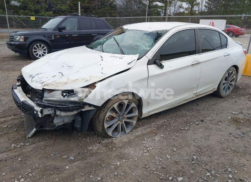 Photo 2 of 2013 Honda Accord SPORT (VIN 1HGCR2F58DA265882)
