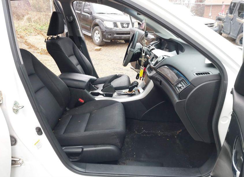 Photo 5 of 2013 Honda Accord SPORT (VIN 1HGCR2F58DA282004)