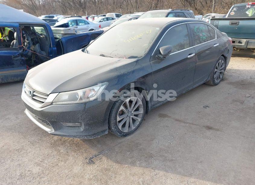 Photo 2 of 2014 Honda Accord SPORT (VIN 1HGCR2F58EA038869)