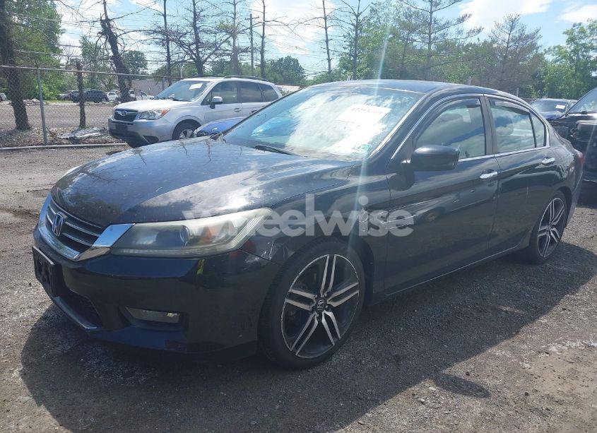 Photo 2 of 2014 Honda Accord SPORT (VIN 1HGCR2F58EA067434)