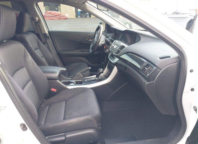 Photo 5 of 2014 Honda Accord SPORT (VIN 1HGCR2F58EA070611)