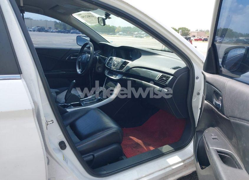 Photo 5 of 2014 Honda Accord SPORT (VIN 1HGCR2F58EA091278)