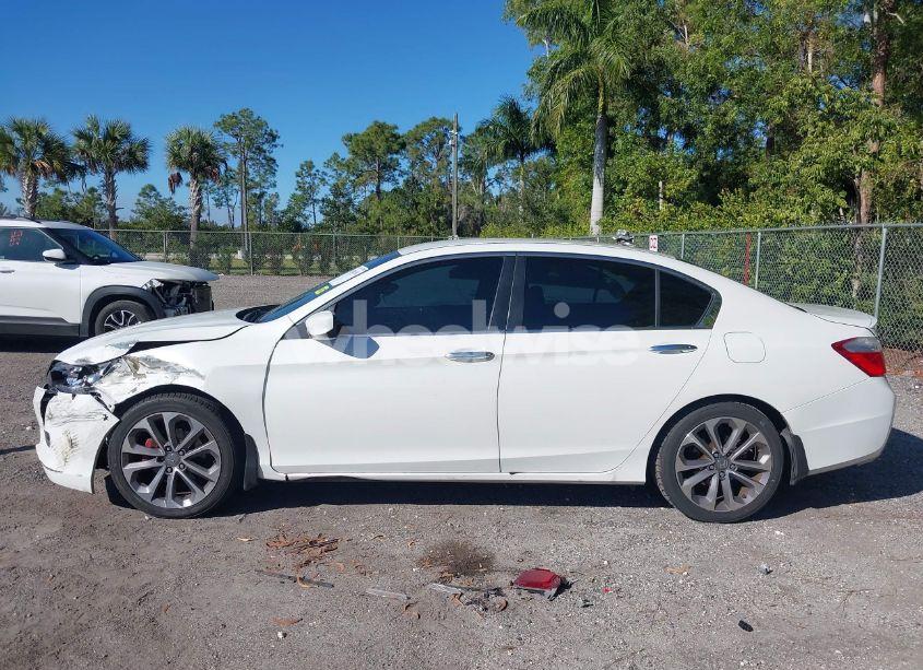 Photo 14 of 2014 Honda Accord SPORT (VIN 1HGCR2F58EA155884)