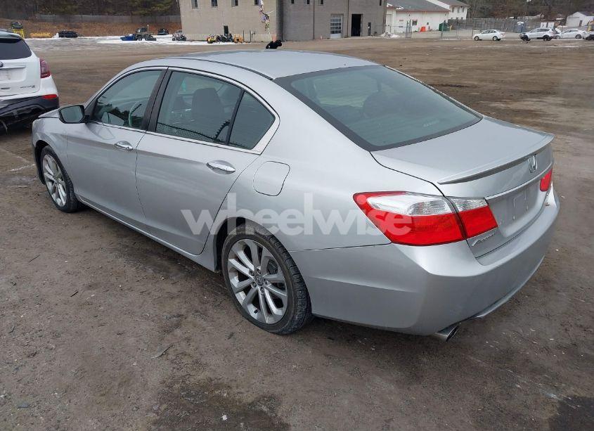 Photo 3 of 2014 Honda Accord SPORT (VIN 1HGCR2F58EA186164)